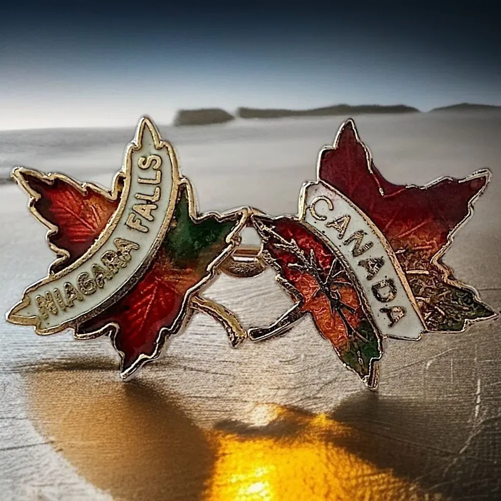 Vintage Niagra Falls Canada Pin Brooch Souvenir Double Maple Leaf Enamel Tourist